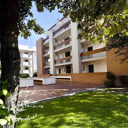 Isa-apartments For 6 People, 2 Bedrooms, In With Swimming Pool In San Vincenzo, Just 600 Meters From The Sea شقة فندقية سان فينتْشينسو